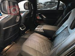 بي ام دبليو الفئة 7